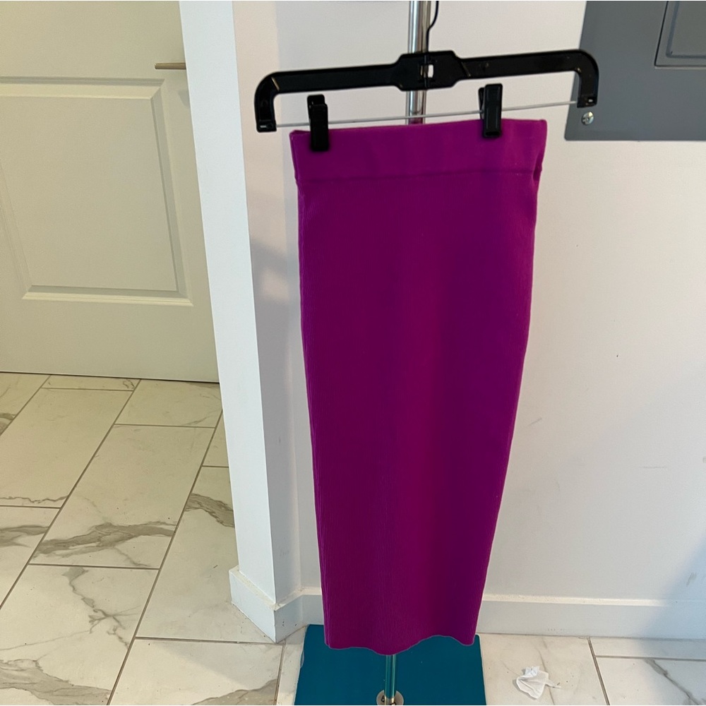 Tom Ford Cashmere Ribbed Middi Skirt - Fuchsia